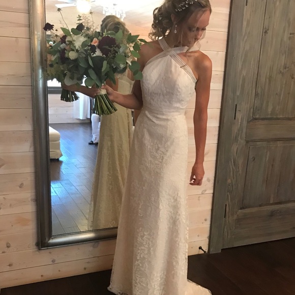 Meet your Posher, Brittany - Picture 2 of 10